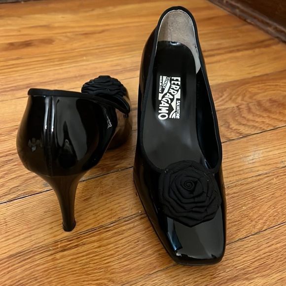 Salvatore Ferragamo Black Heels with Floral Accent - Picture 1 of 9